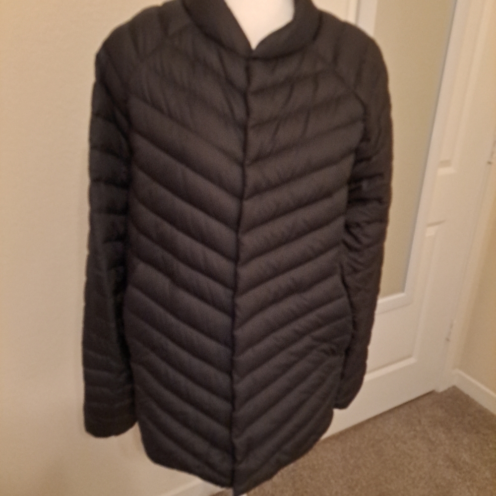 Lululemon Mens Snap Down Jacket Onyx Sz L EUC